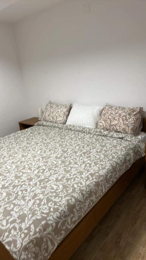 Apartments Linic Нин Екстериор снимка